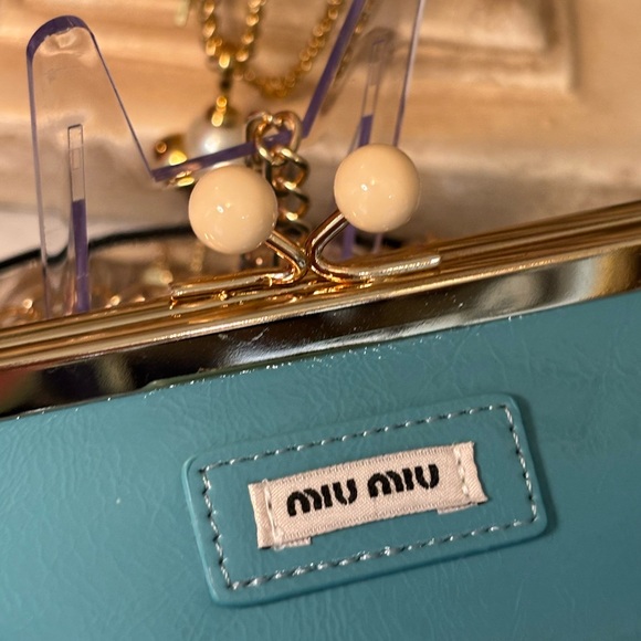 Miu Miu Turquoise Patent Leather kiss lock Clutch with crossbody strap NIB - Picture 10 of 14